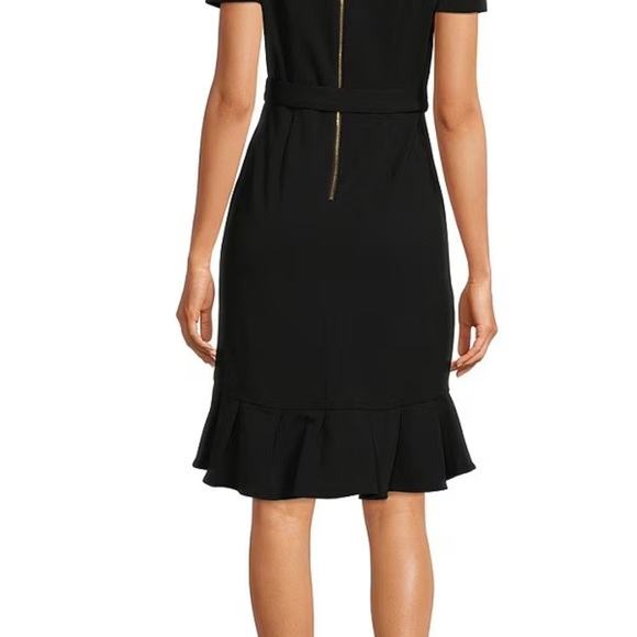 Calvin Klein - Picture 3 of 8